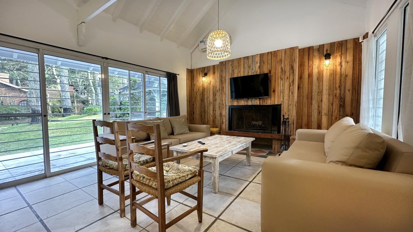 Casa en alquiler Pinamar Zona Golf Viejo