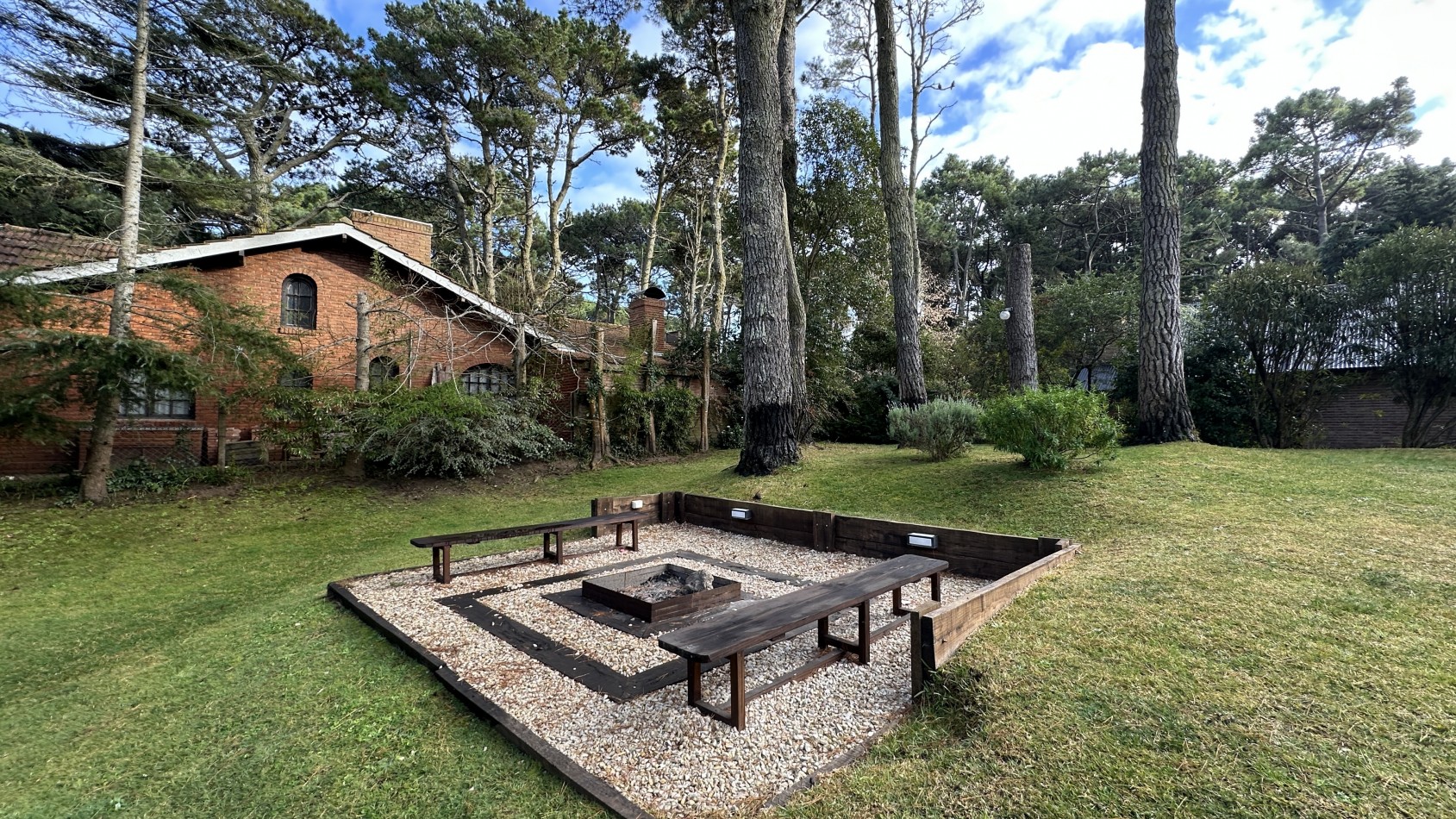 Casa en alquiler Pinamar Zona Golf Viejo