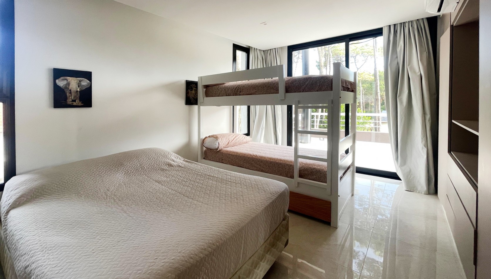 Casa en alquiler Pinamar Zona Alamos