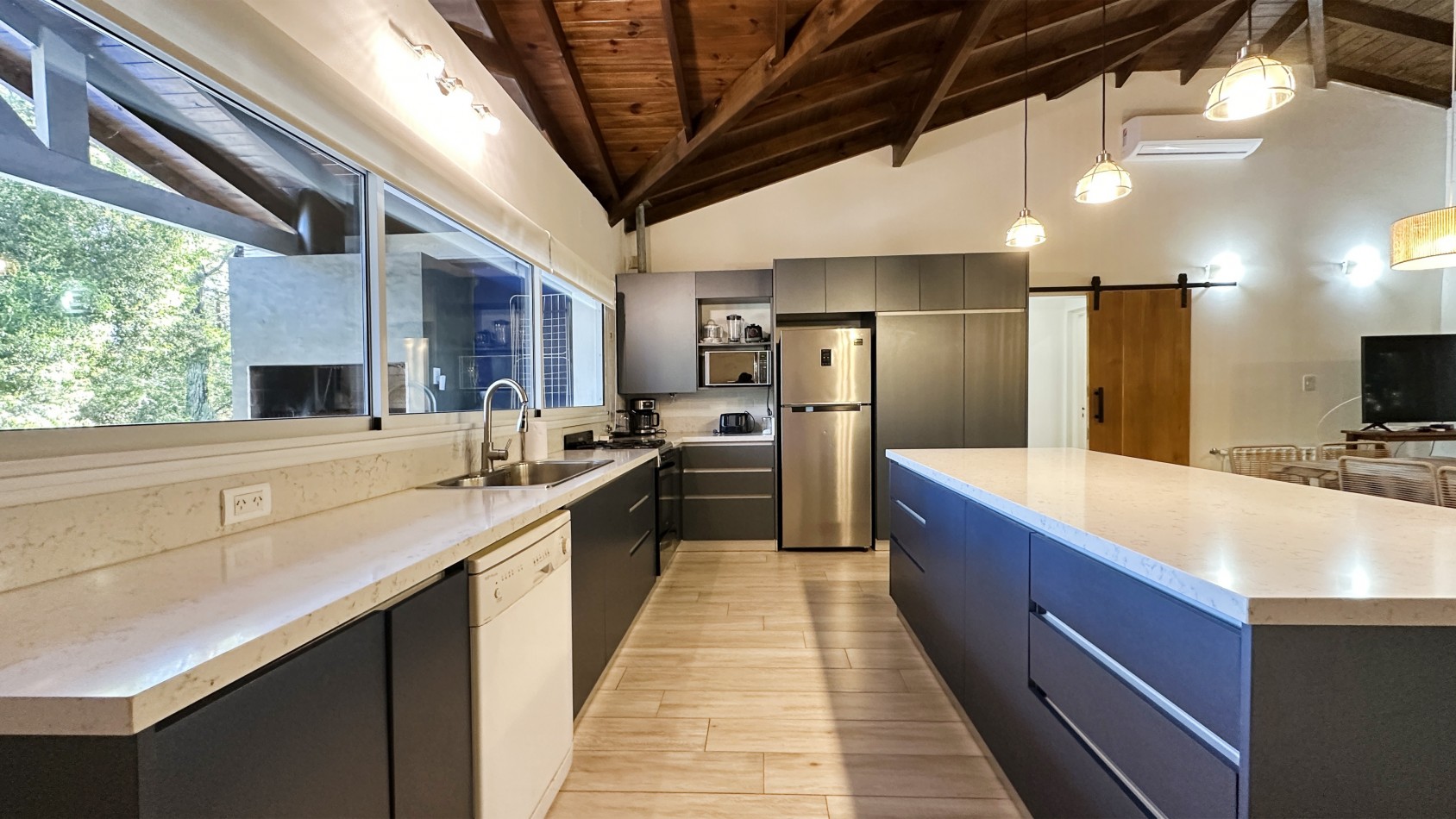 Casa en Alquiler Carilo Con Pileta