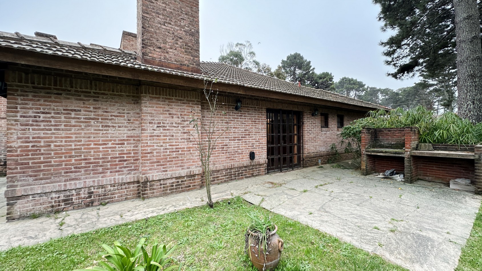 Casa en alquiler Pinamar - Zona Iglesia 