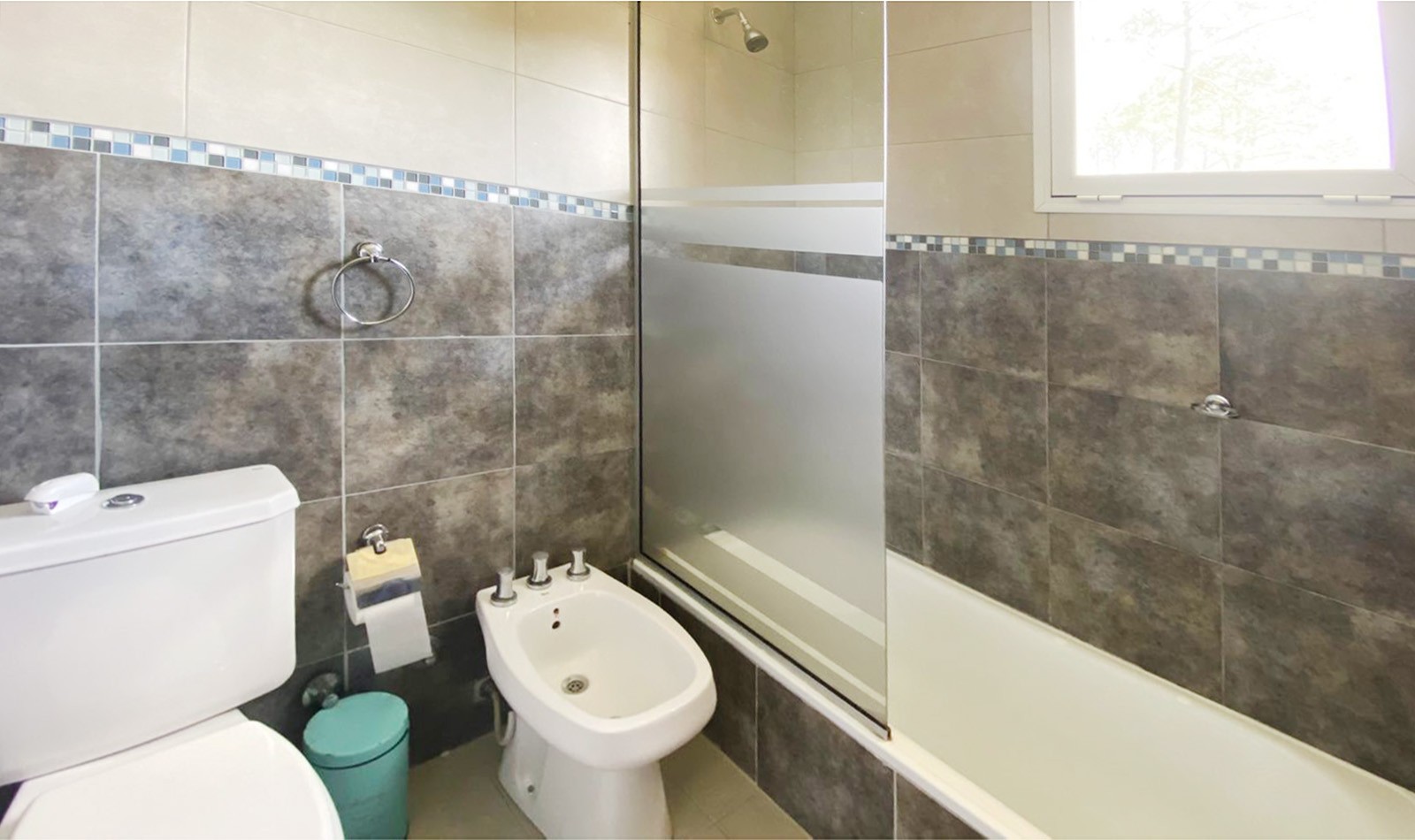 Casa en alquiler Pinamar Zona Nayades