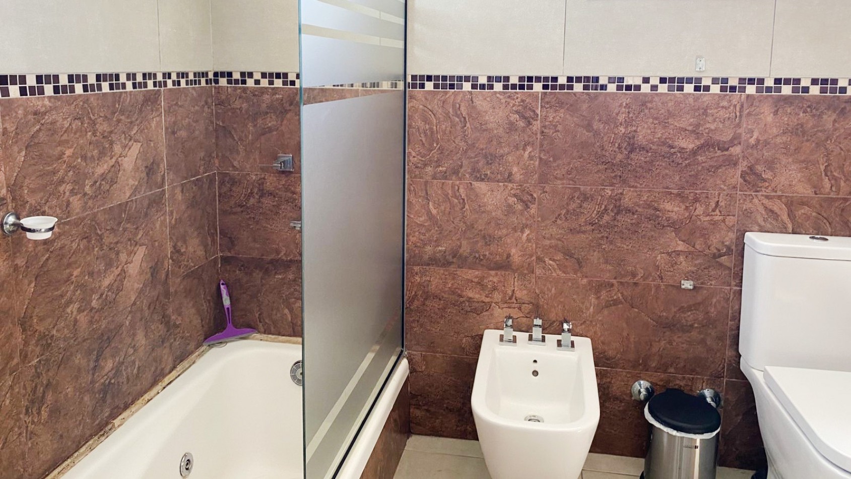 Casa en alquiler Pinamar Zona Nayades