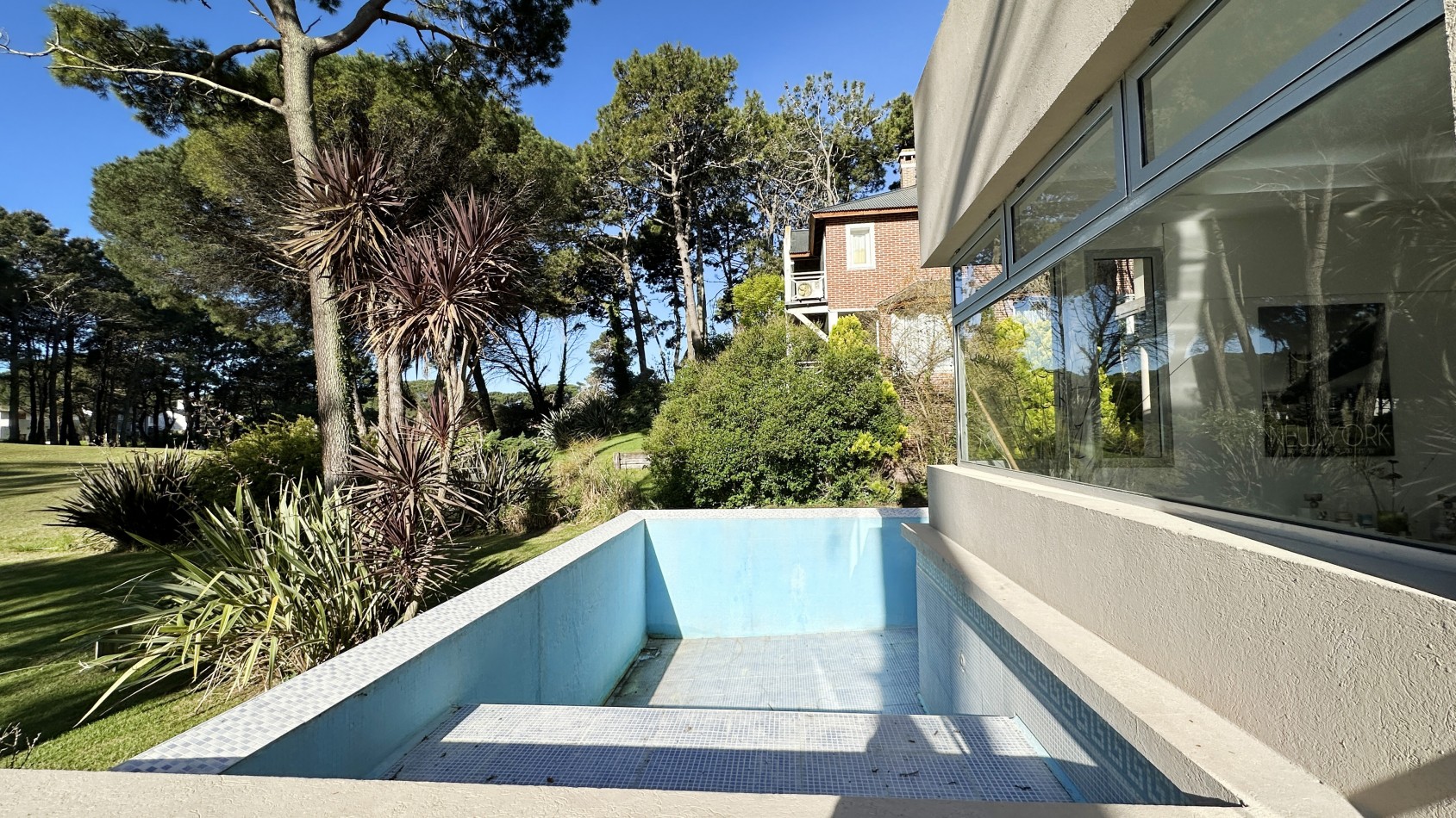 Casa en Alquiler Pinamar Zona Golf Viejo 