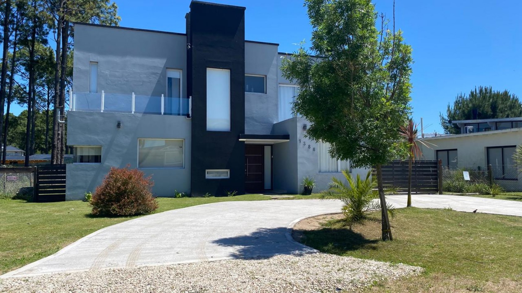 Casa en alquiler Pinamar Zona Nayades