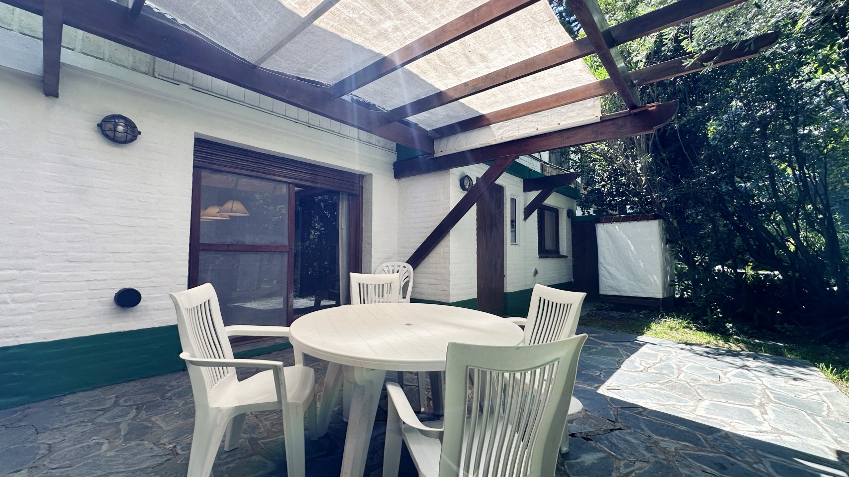 Casa en alquiler en Pinamar en Lasalle