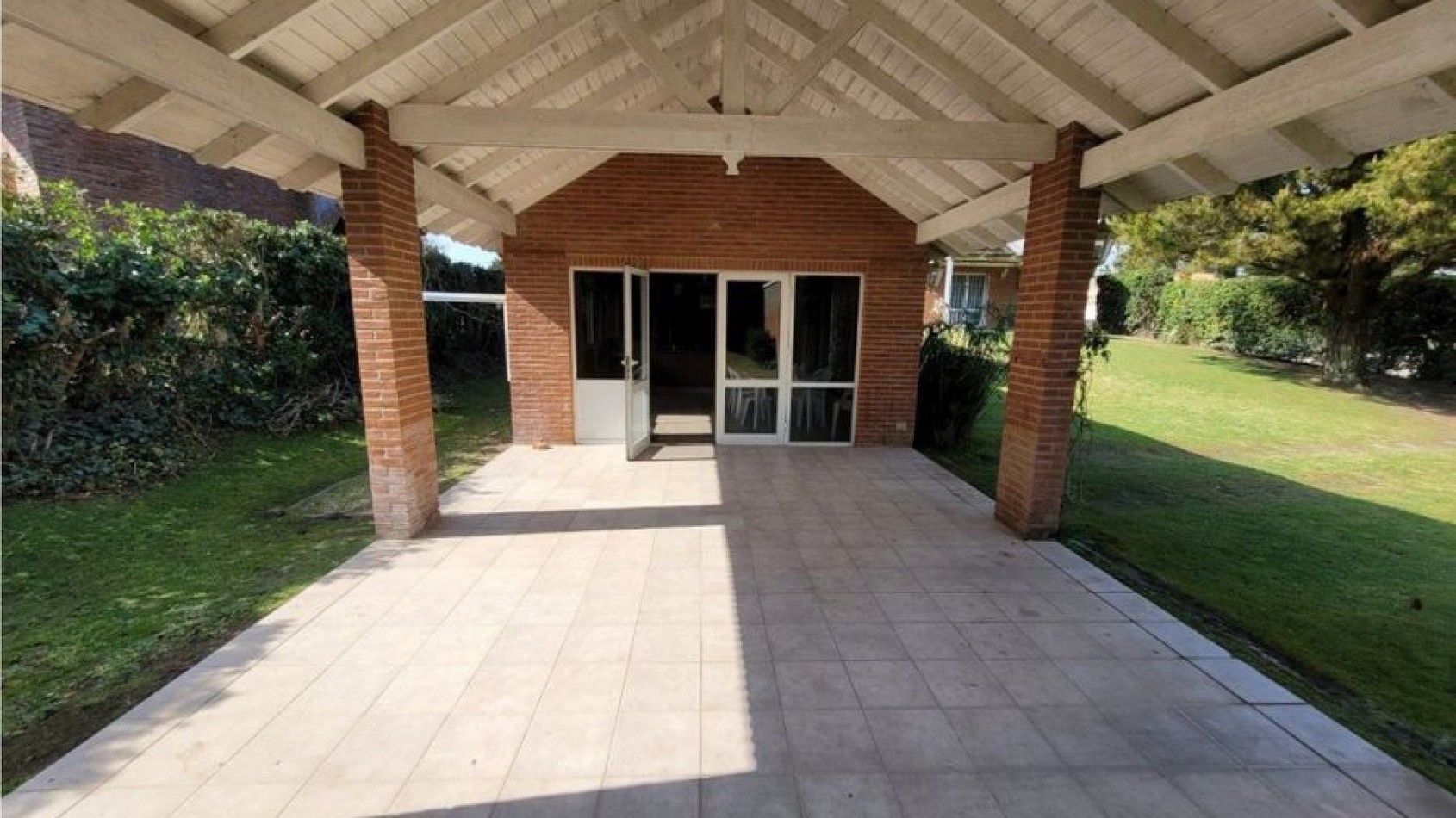 Casa en venta en Pinamar - Zona Centro Playa