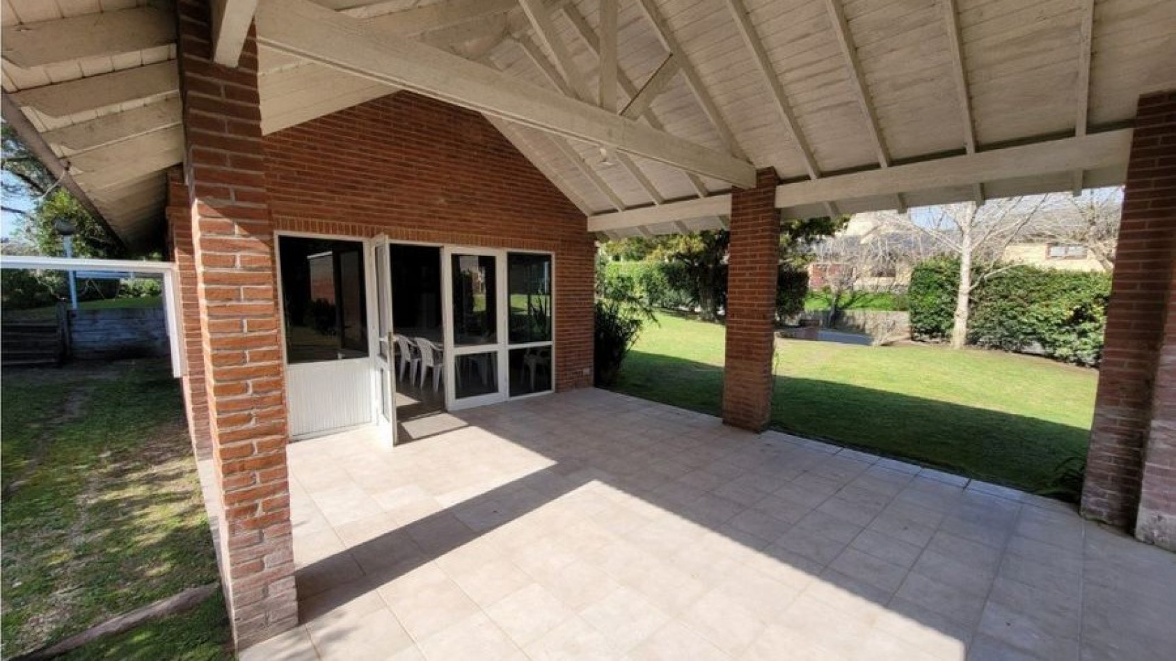 Casa en venta en Pinamar - Zona Centro Playa