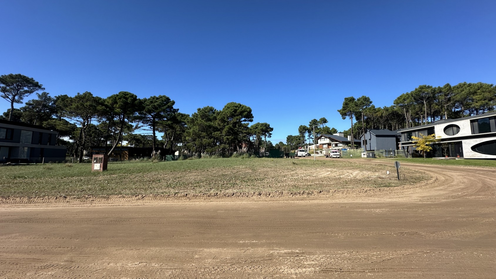 Lote en venta en Pinamar - Pioneros.