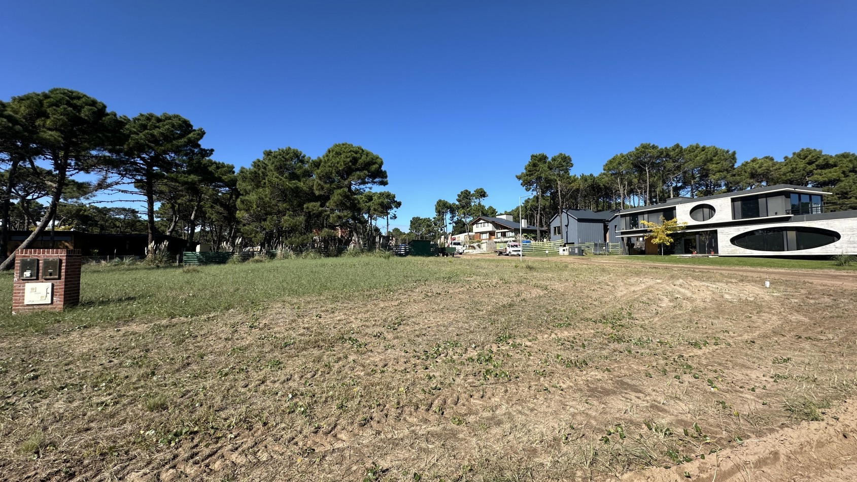 Lote en venta en Pinamar - Pioneros.