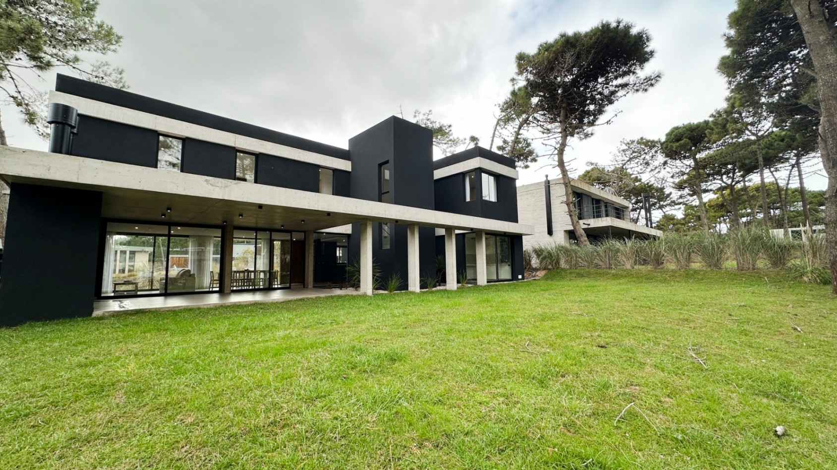 Casa en venta en Pinamar A ESTRENAR - Pioneros