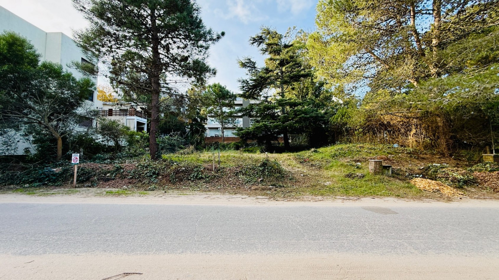 Lote Multifamiliar en Venta Pinamar - Zona Centro