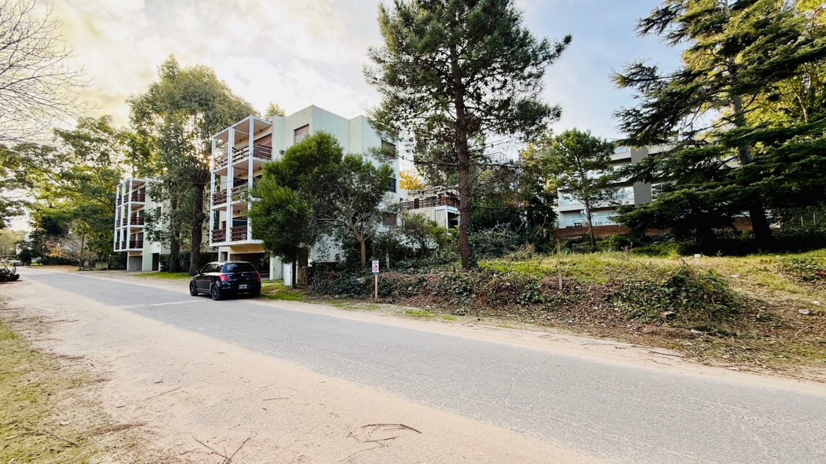Lote Multifamiliar en Venta Pinamar - Zona Centro
