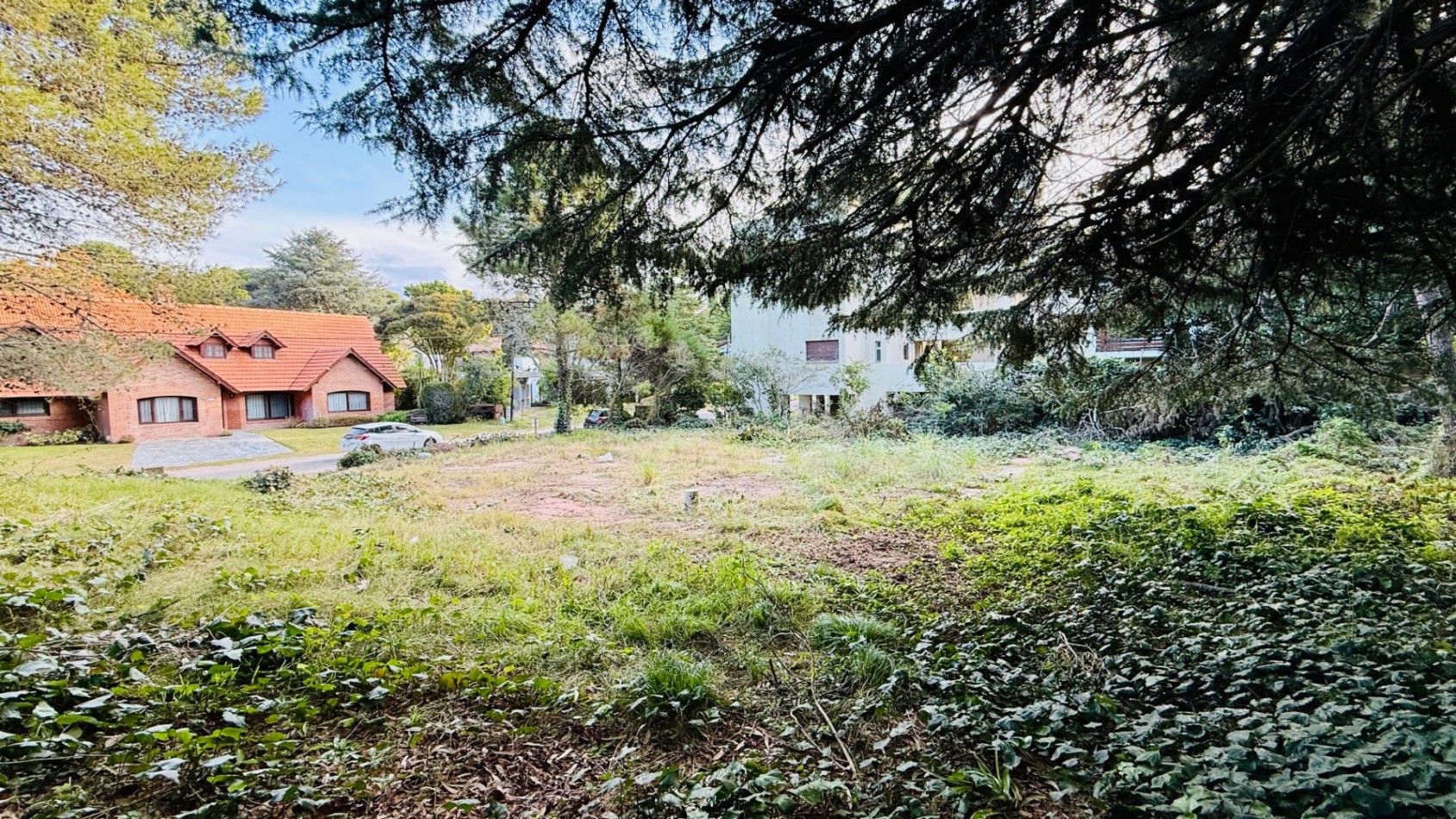 Lote Multifamiliar en Venta Pinamar - Zona Centro