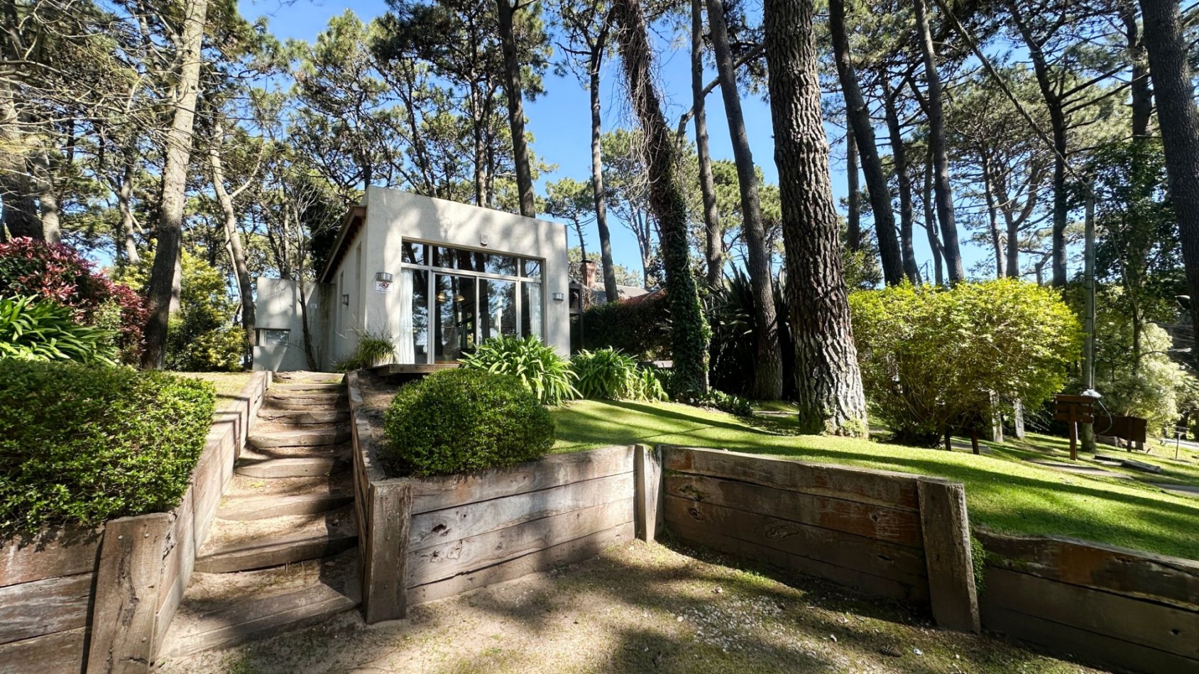Casa en alquiler en pinamar - Golf Viejo