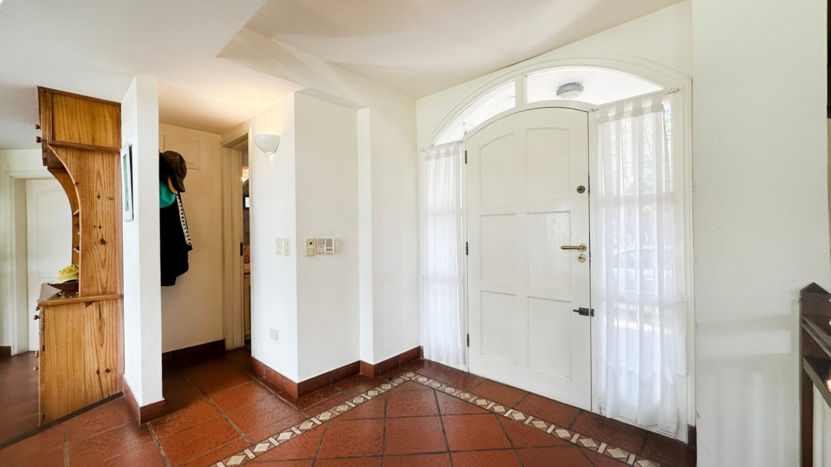 Casa en alquiler en Pinamar - Zona Golf VIejo.