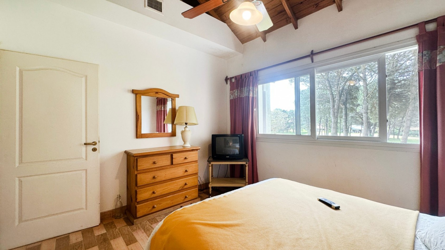 Casa en alquiler en Pinamar - Zona Golf VIejo.