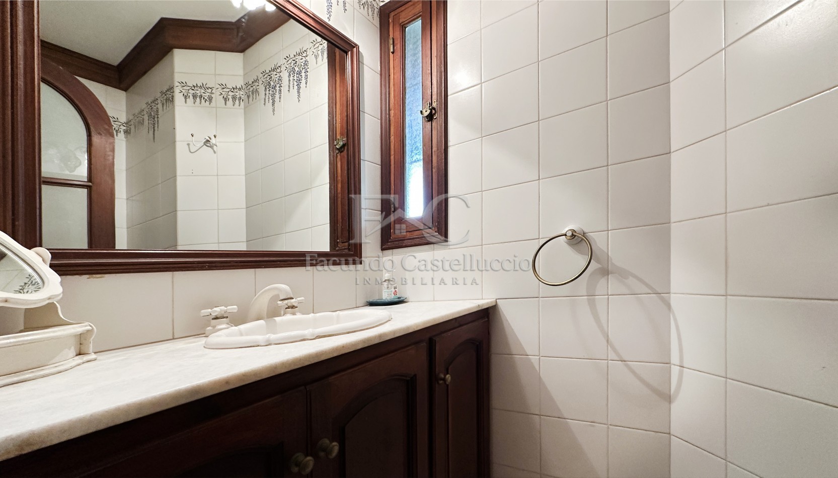 Casa en alquiler en Pinamar Zona Iglesia - Semana Santa