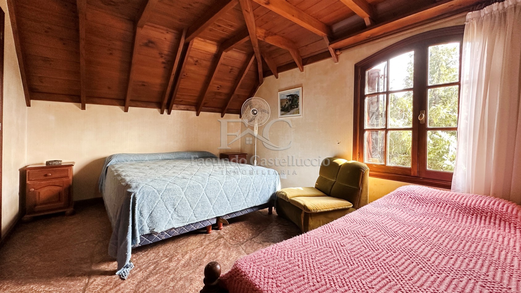 Casa en alquiler en Pinamar Zona Iglesia - Semana Santa