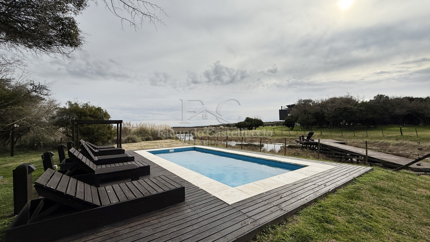 Casa en alquiler Pinamar Zona Chacras El Rosario