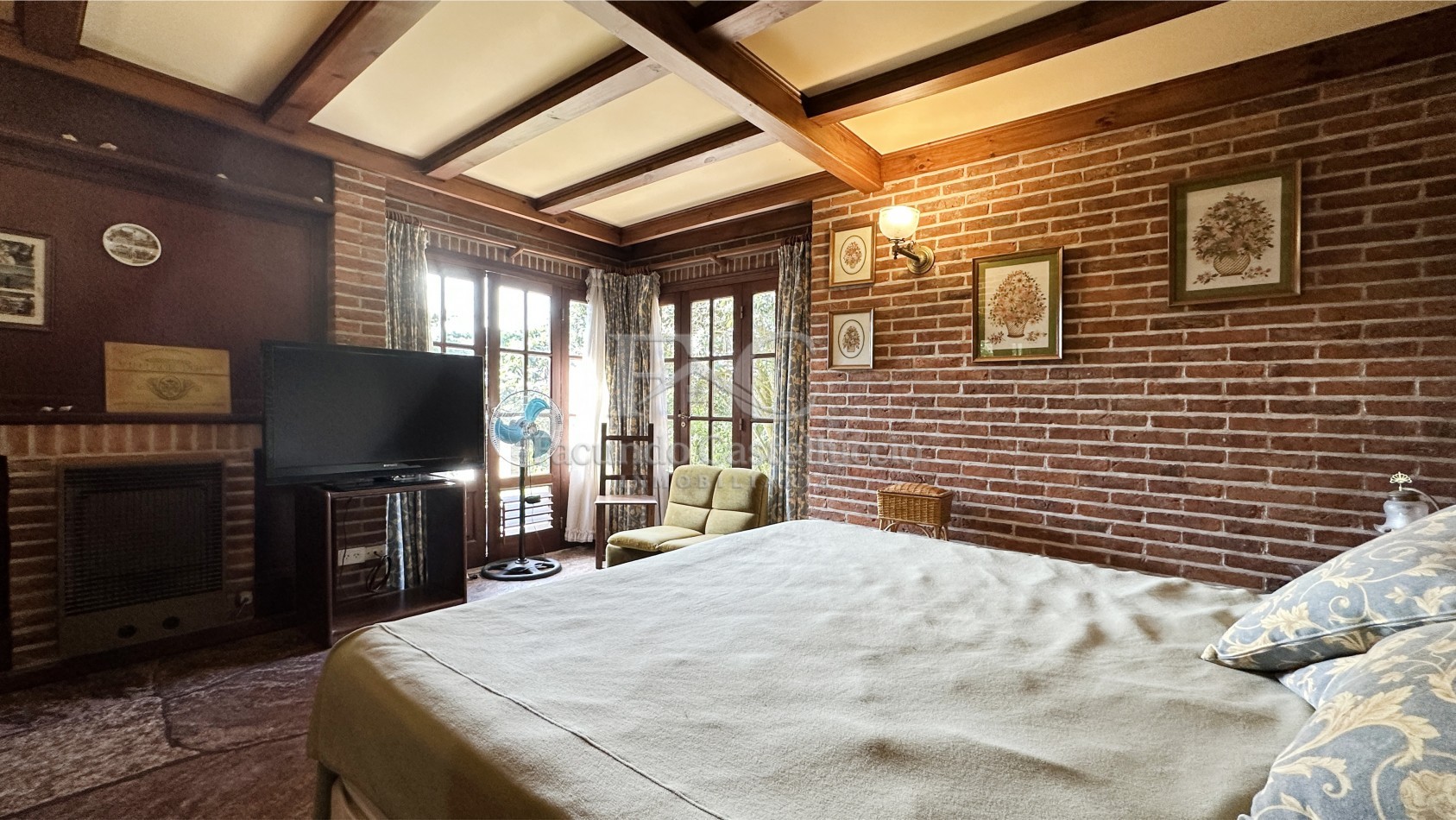 Casa en alquiler en Pinamar Zona Iglesia - Semana Santa