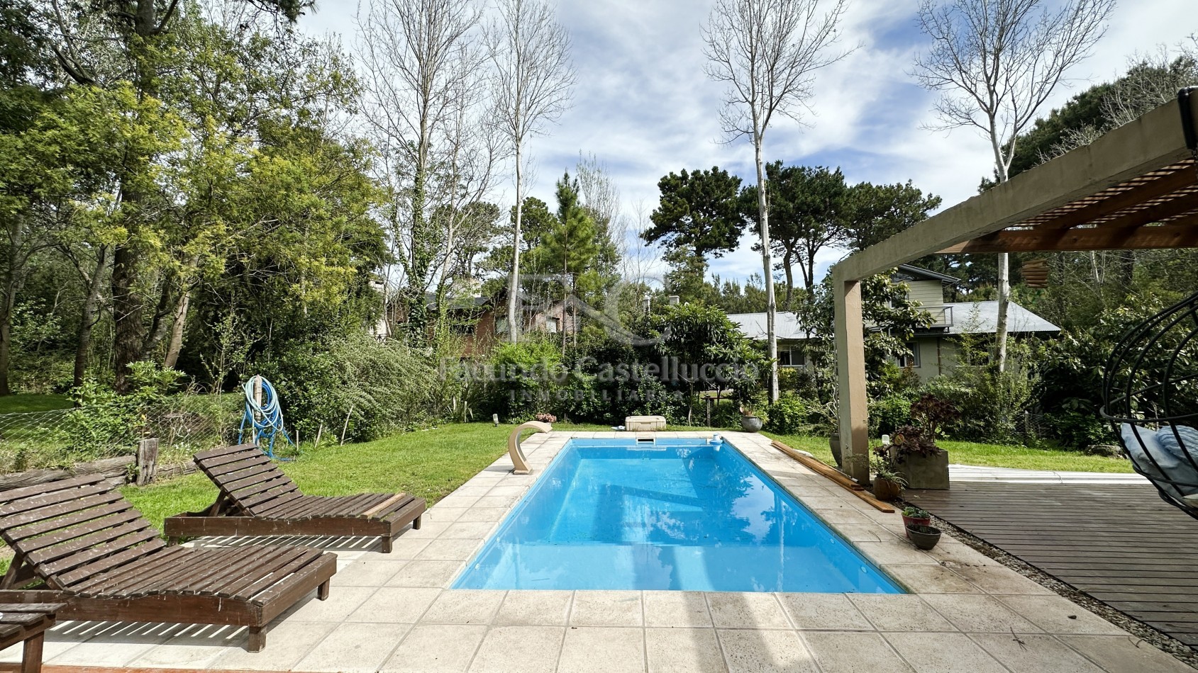 Casa en alquiler Carilo - Semana Santa