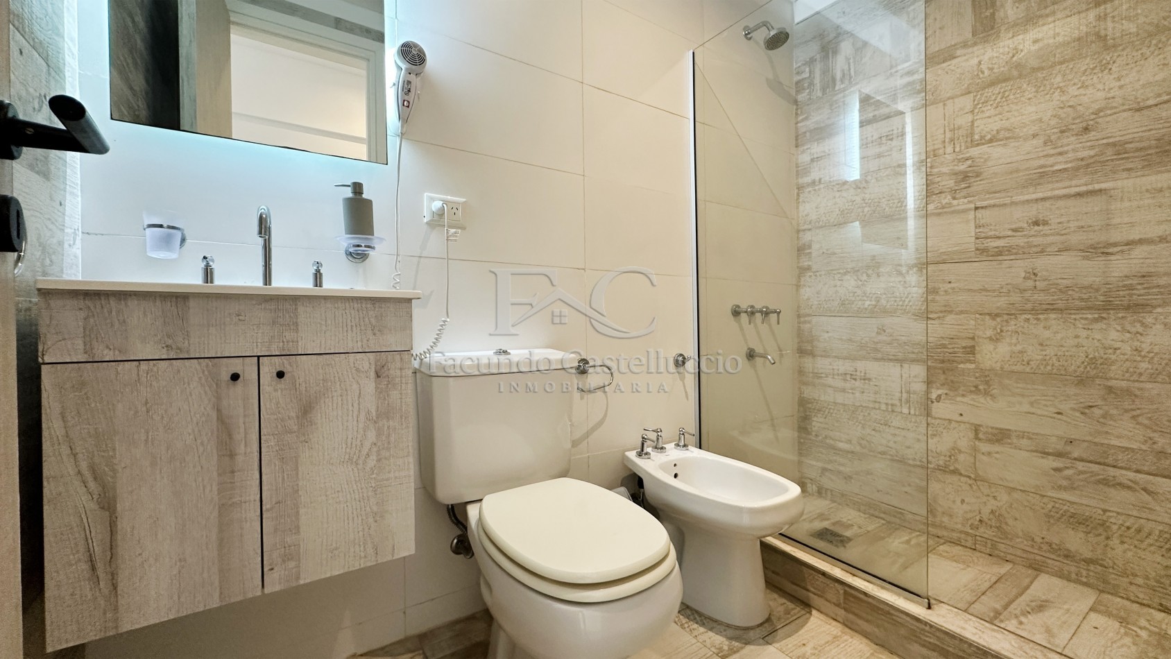 Departamento en alquiler Pinamar Zona Centro Playa Semana Santa