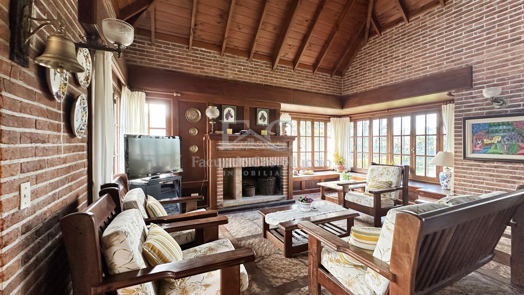 Casa en alquiler en Pinamar Zona Iglesia - Semana Santa