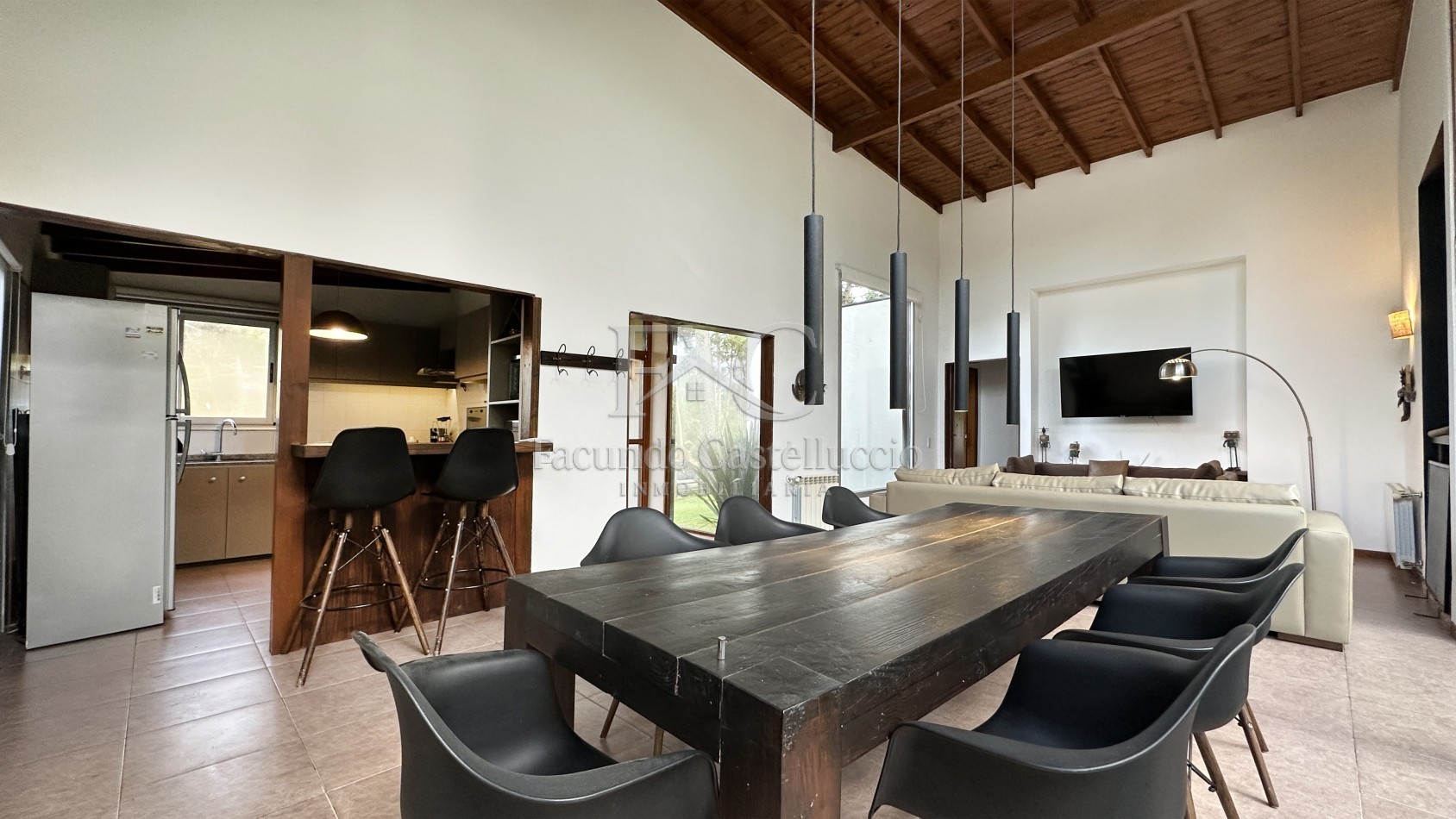 Casa en alquiler Pinamar Zona Nayades