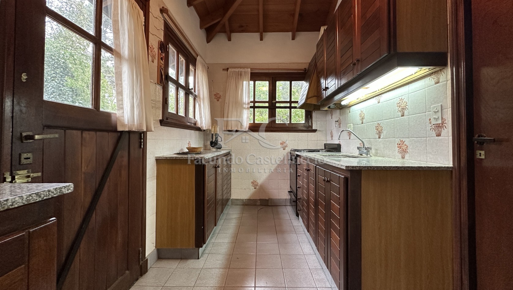 Casa en alquiler Pinamar Zona Iglesia - Semana Santa