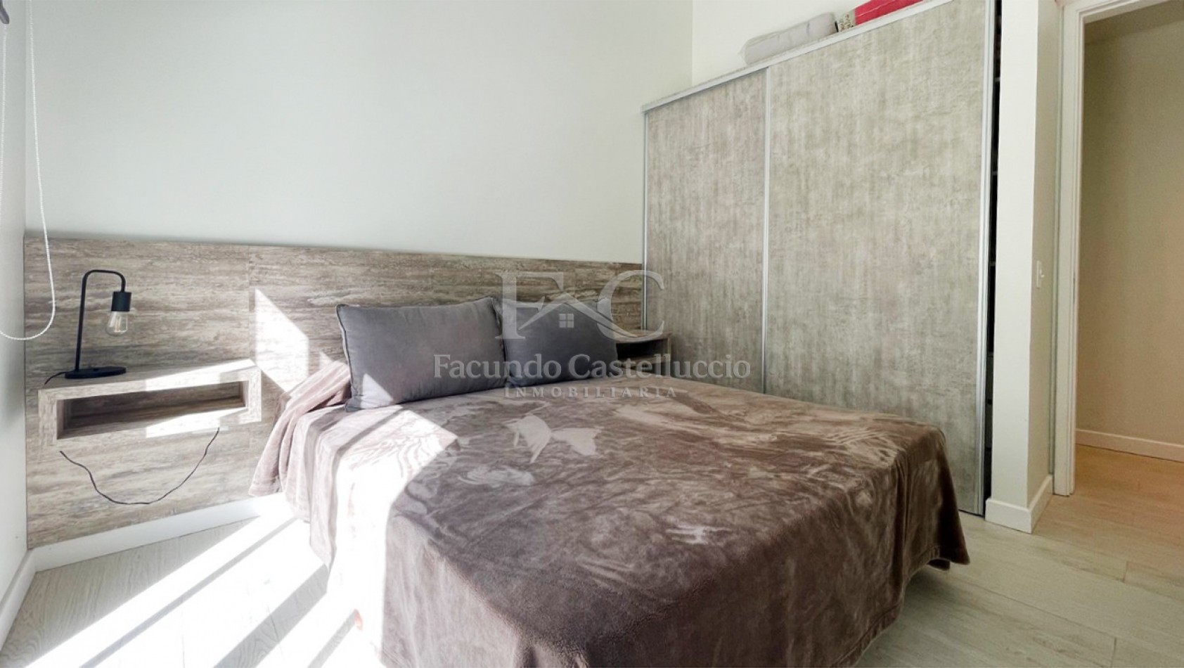 Casa en alquiler Pinamar La Herradura Con Pileta