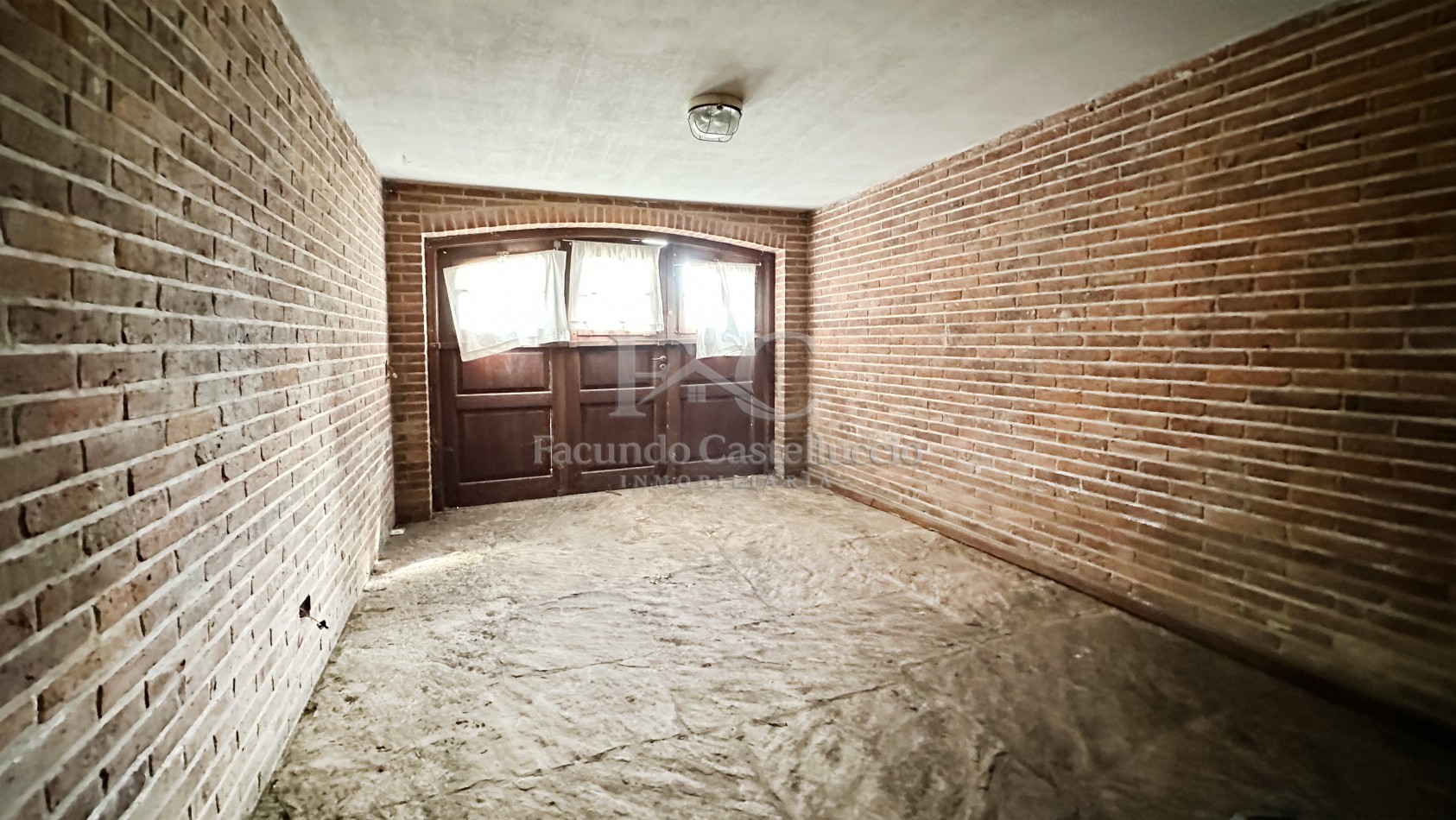 Casa en alquiler en Pinamar Zona Iglesia - Semana Santa