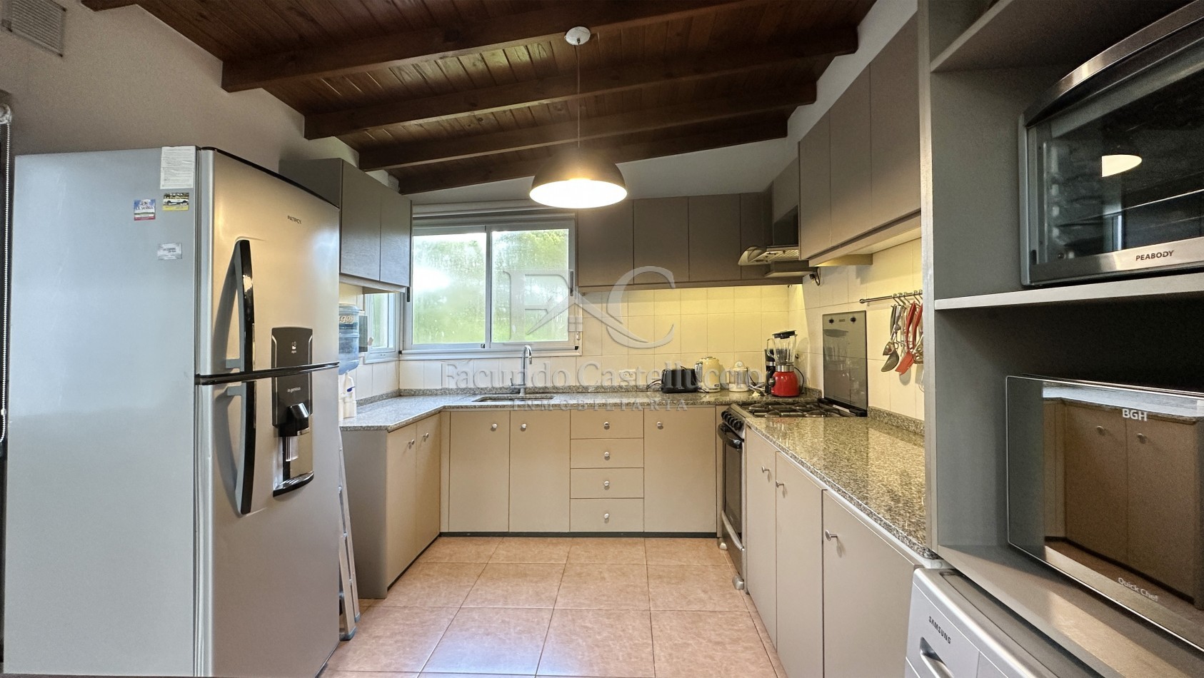 Casa en alquiler Pinamar Zona Nayades