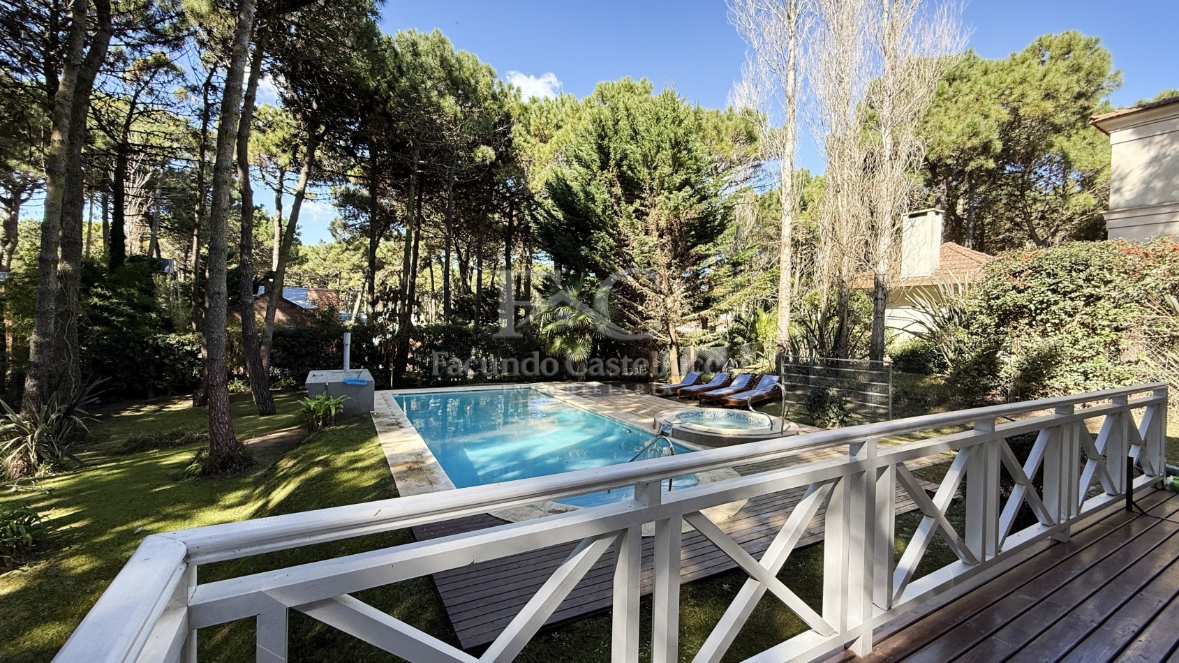 Casa en Venta Pinamar Zona Norte Tennis