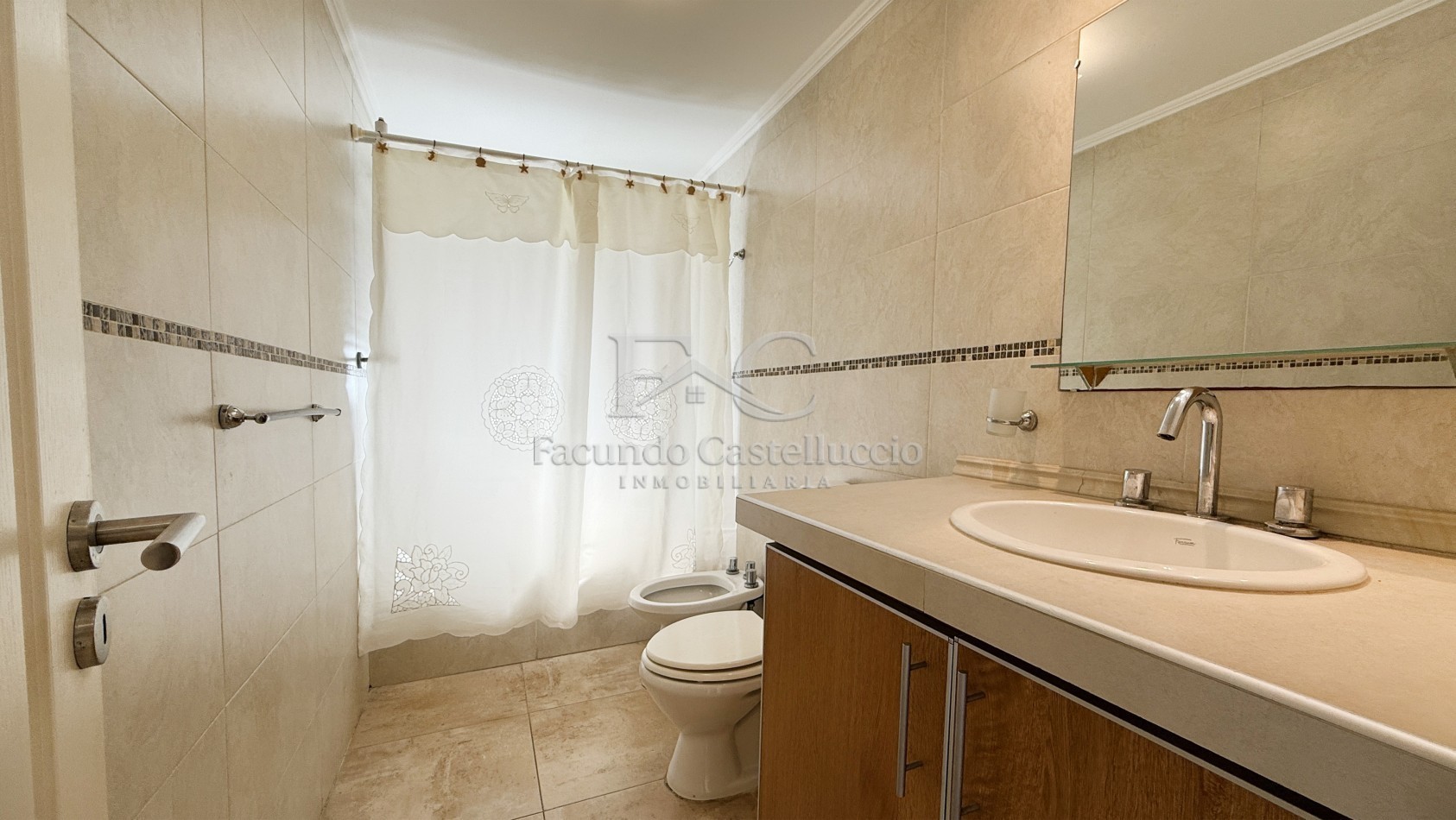 Casa en alquiler Pinamar Zona Norte Tennis