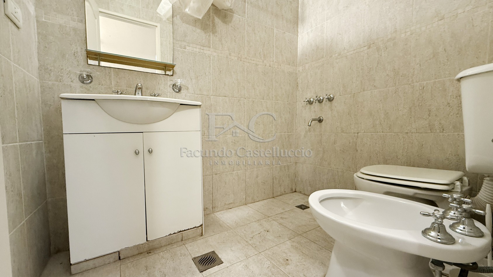 Casa en alquiler Pinamar Zona Norte Tennis