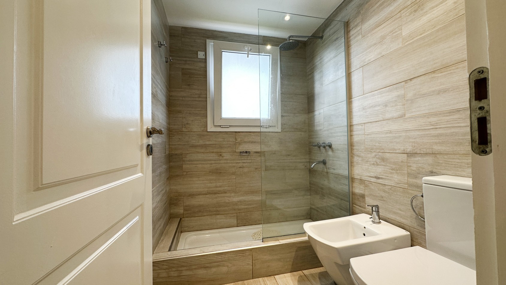 Casa en alquiler Pinamar Zona Alamos