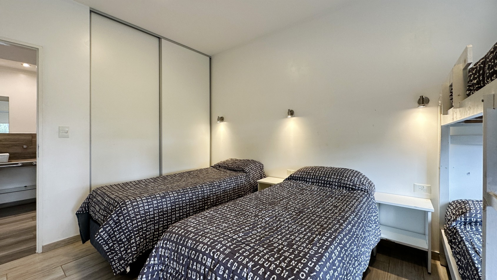 Casa en alquiler Pinamar Zona Alamos