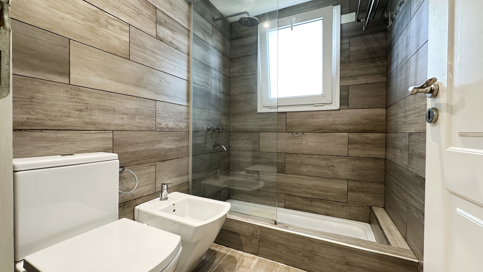 Casa en alquiler Pinamar Zona Alamos