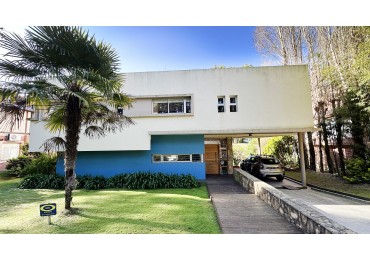 Casa en Alquiler Pinamar Zona Golf Viejo 