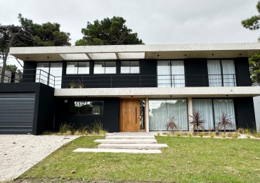 Casa en venta en Pinamar A ESTRENAR - Pioneros