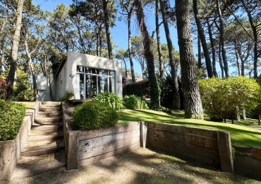 Casa en alquiler en pinamar - Golf Viejo
