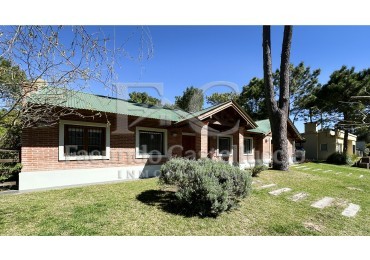 Casa en alquiler Pinamar Alamos II